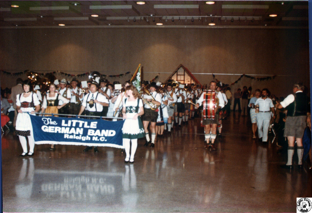 1981 10 10 11 Oktoberfest @ Civic Center.jpg